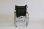 Кресло-коляска инвалидная механическая FS 908 LJ (46 см) колеса пневмо Кресло-коляска инвалидная механическая FS 908 LJ (46 см) колеса пневмо